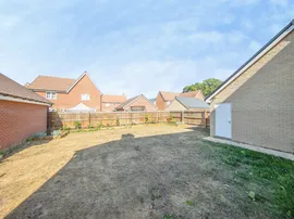 Barfoot Drive, Colchester thumb 2