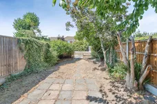 Rainham Road, Rainham