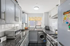 Bishopsford Road, Morden