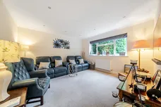 Tilsworth Road, Beaconsfield, HP9 photo 11