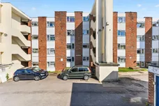 Bishopsford Road, Morden