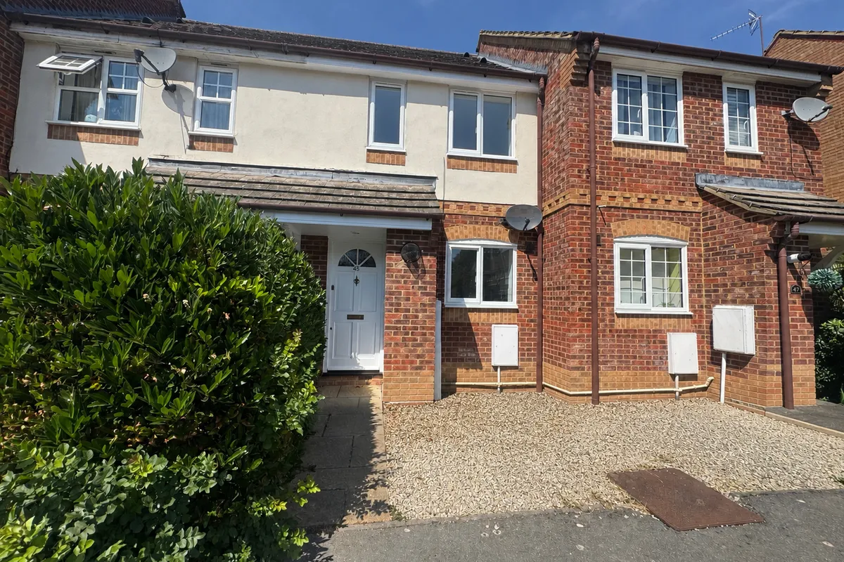 Carnation Way, AYLESBURY