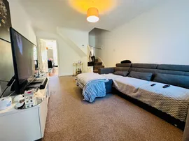 Farriers Court, Orton Longueville, Peterborough thumb 3