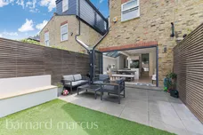 Ravensbury Road, LONDON