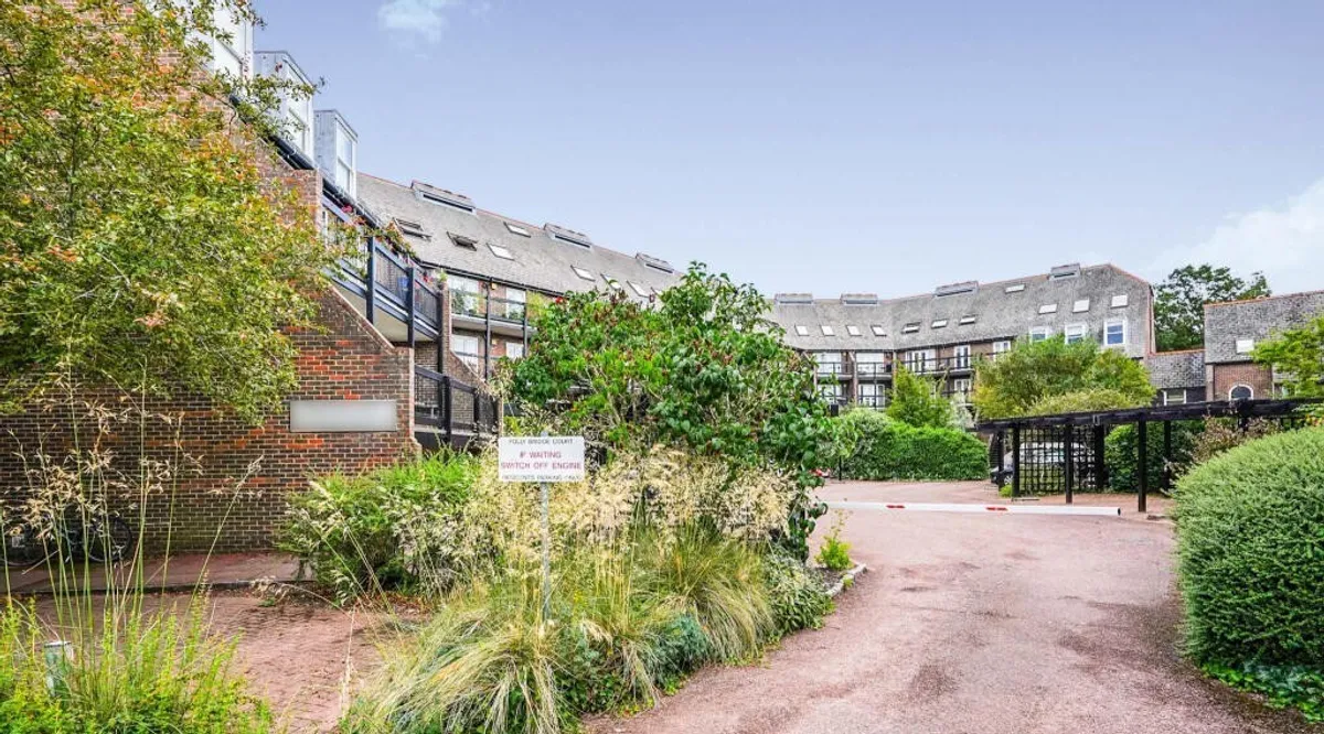 Folly Bridge Court, Shirelake Close, Oxford, OX1