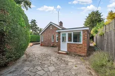 Bolton Avenue, Windsor, SL4 photo 8