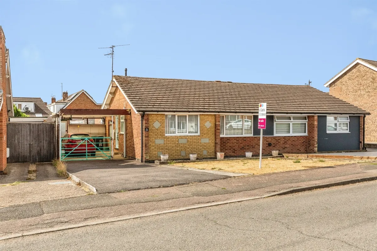 Fairoaks Drive, Raunds, Wellingborough