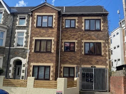Piercefield Place, Roath, CARDIFFphoto