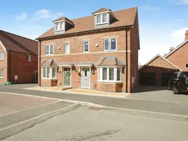William Eccles Close, Houlton, Rugby thumb 2