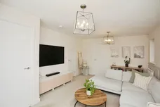 William Eccles Close, Houlton, Rugby