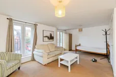 Amis Walk, Horfield, Bristol