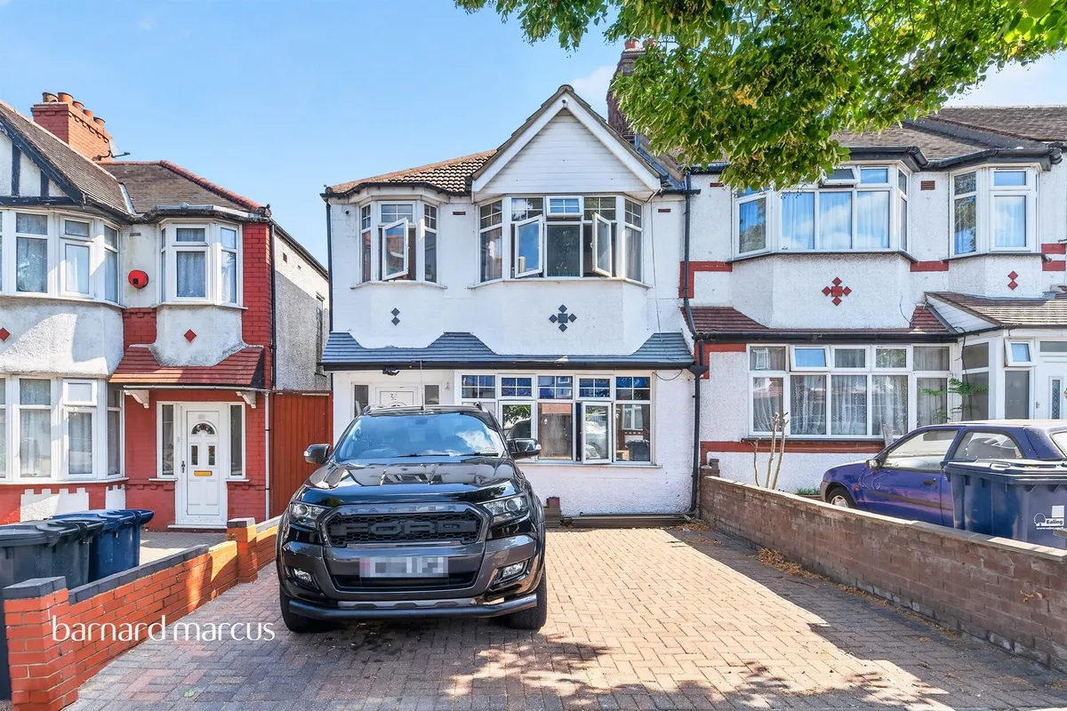 St. Augustines Avenue, London