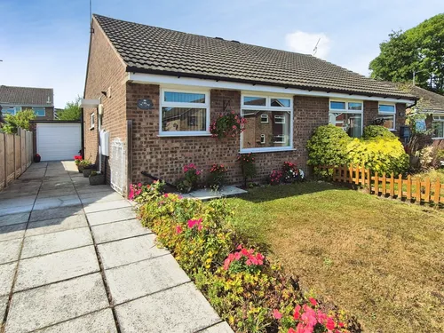 Heathbank Avenue, Wirralphoto
