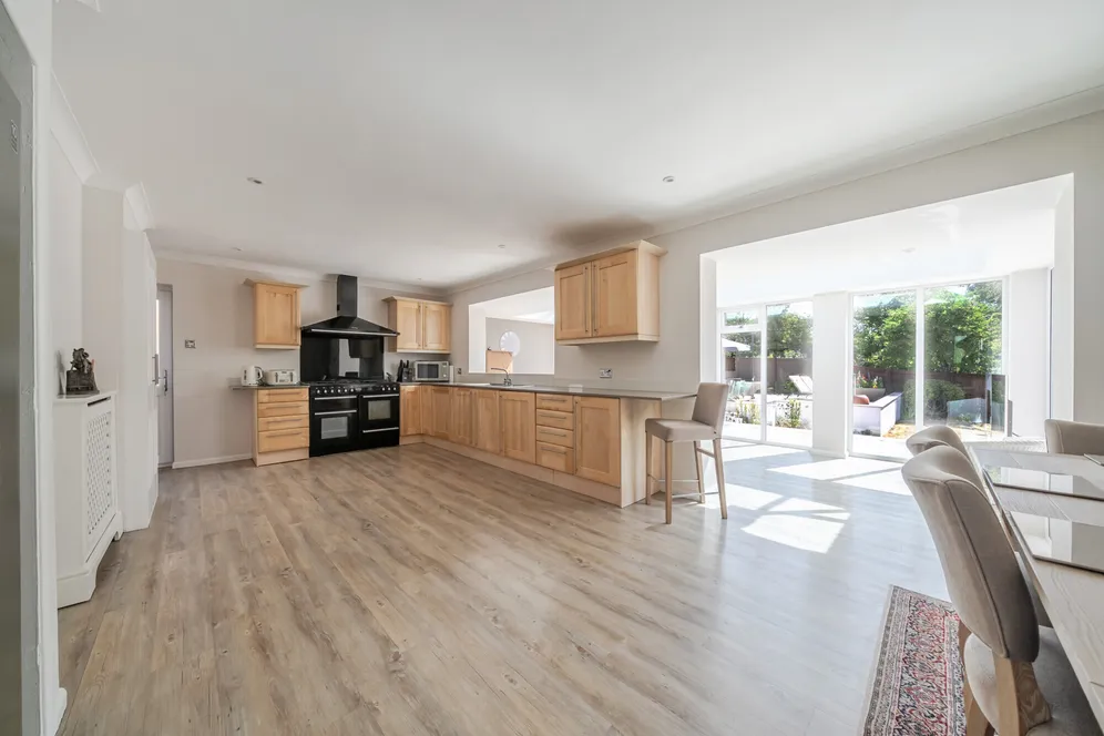 Downs Close, Eastbury, RG17 photo 2