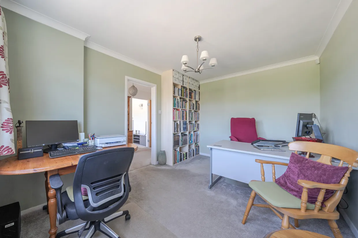 Downs Close, Eastbury, RG17 photo 9
