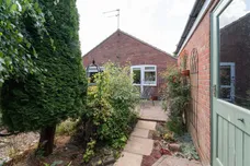 Meadow Close, Holt