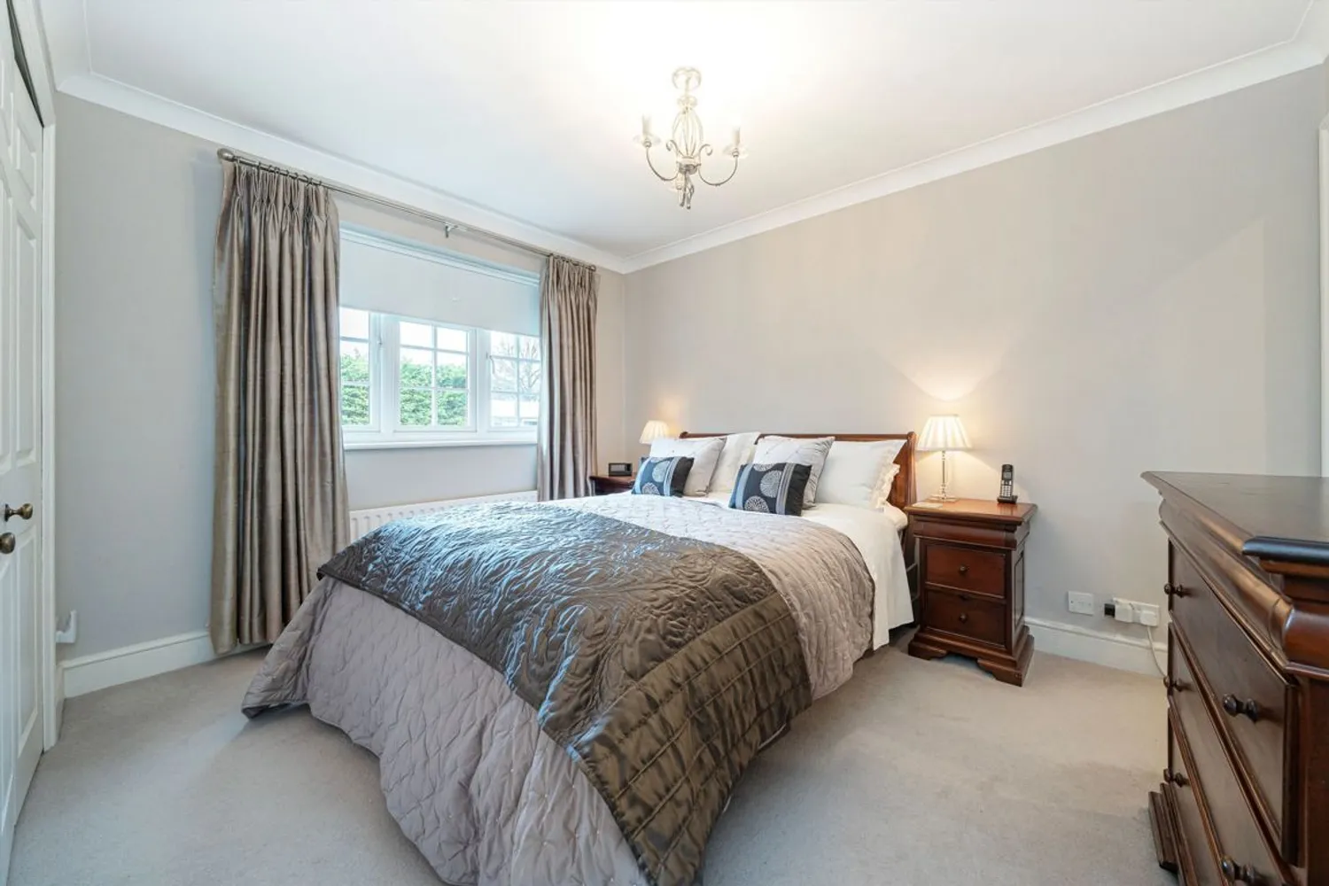 Village Close, Weybridge, KT13 photo 7
