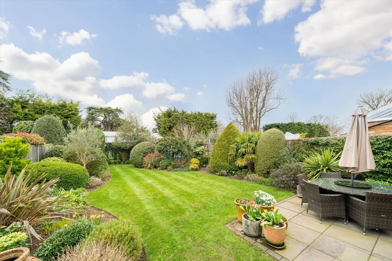 Village Close, Weybridge, KT13 photo 9