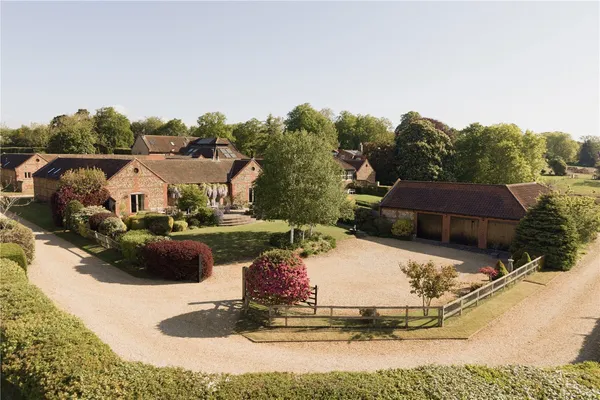 Park Farm Barns, Bylaugh, NR20 photo 23