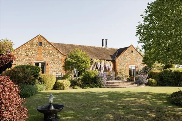 Park Farm Barns, Bylaugh, NR20 photo 26