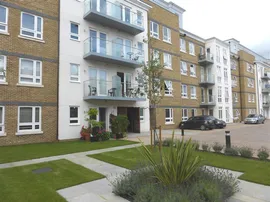 Grebe Way, Maidenhead photo
