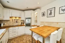 Hauxwell Drive, Yeadon, Leeds