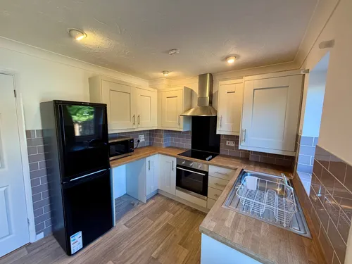 Chestnut Close, BRANDONphoto