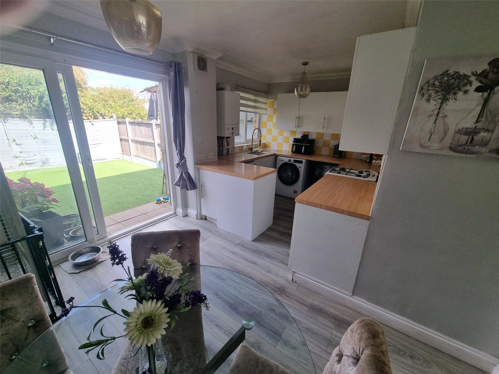Bramble Road, Leigh-on-Sea, Essex, SS9 Image 3