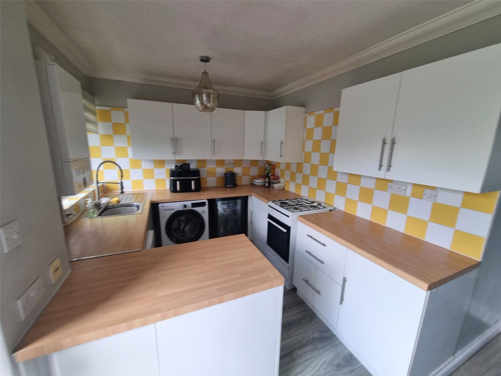 Bramble Road, Leigh-on-Sea, Essex, SS9 Image 5