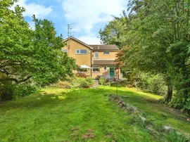The Paddocks, Nuthall, Nottingham thumb 3