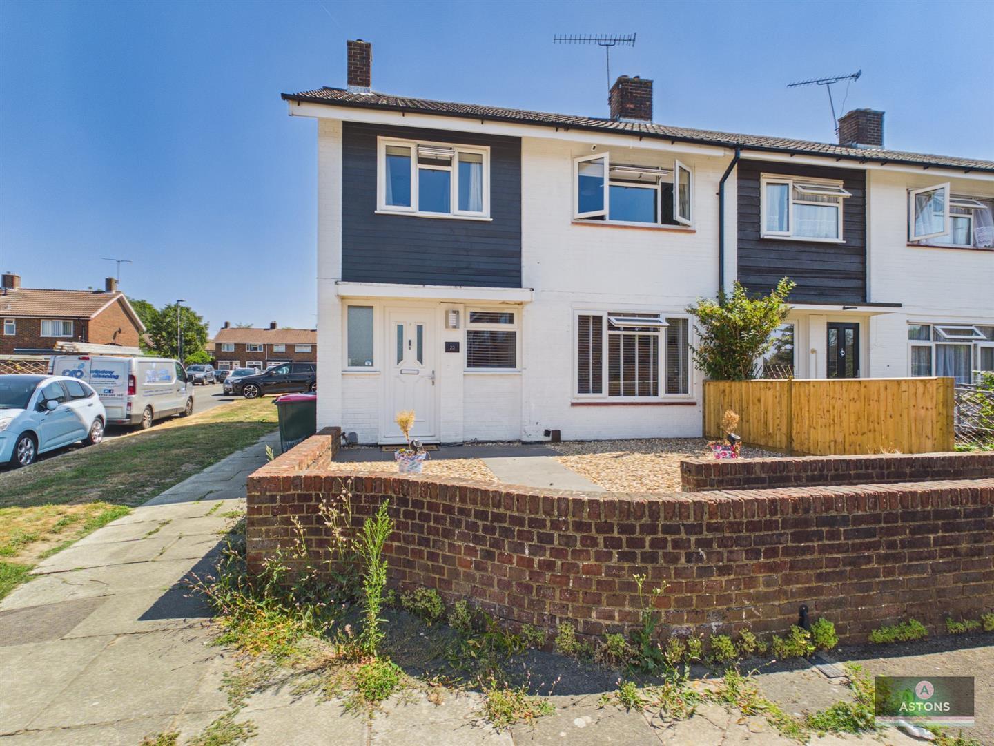 Cuckmere Crescent, Gossops Green Image 1