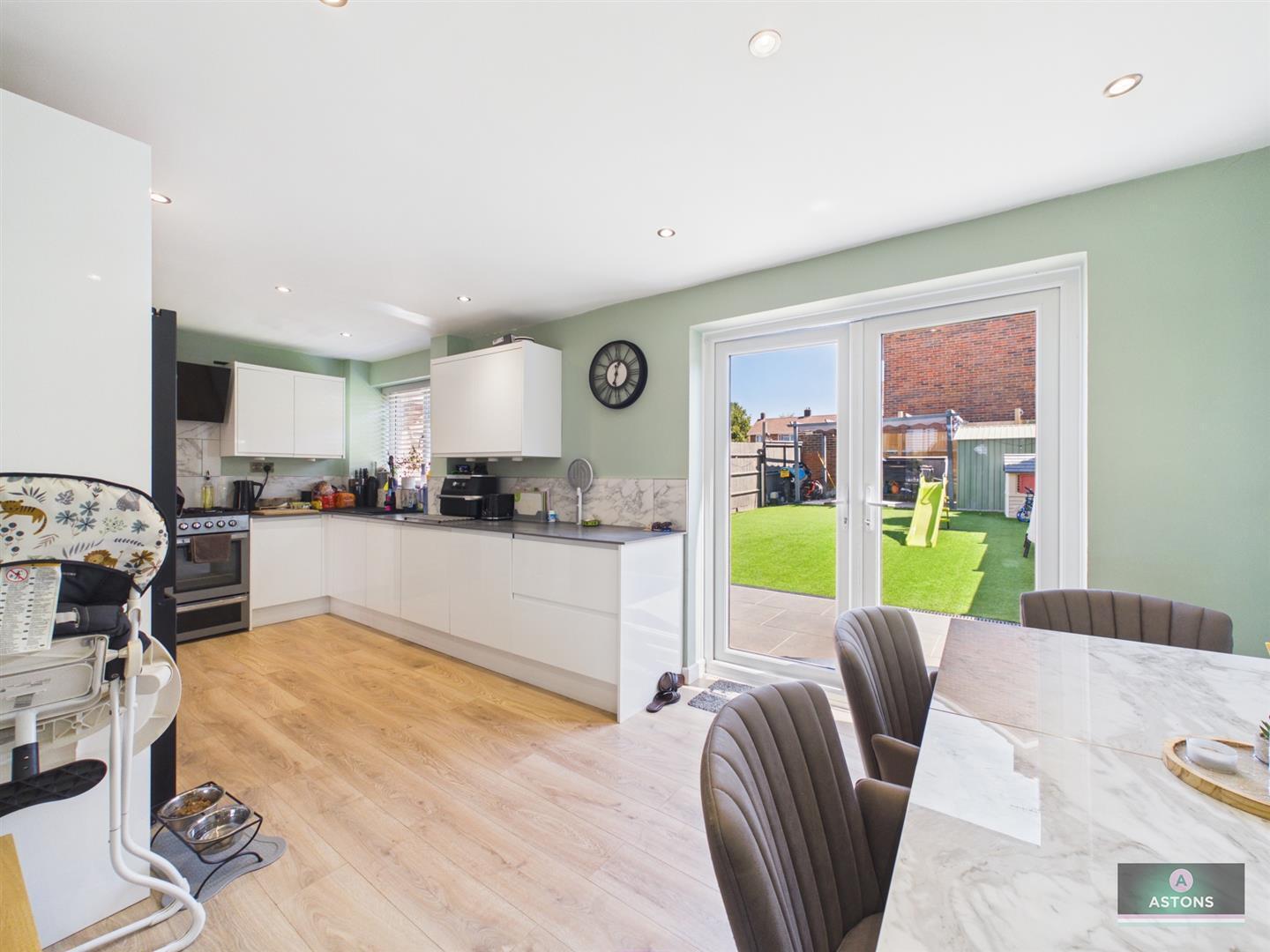 Cuckmere Crescent, Gossops Green Image 3