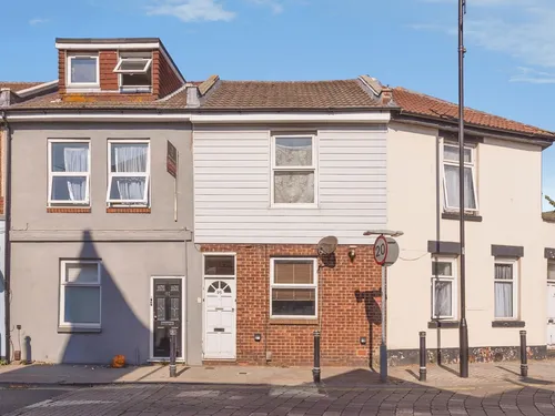 Lawrence Road, Southseaphoto