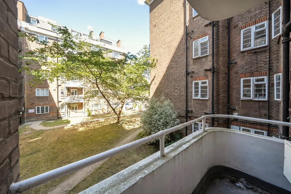 Shoot Up Hill London NW2 photo 7