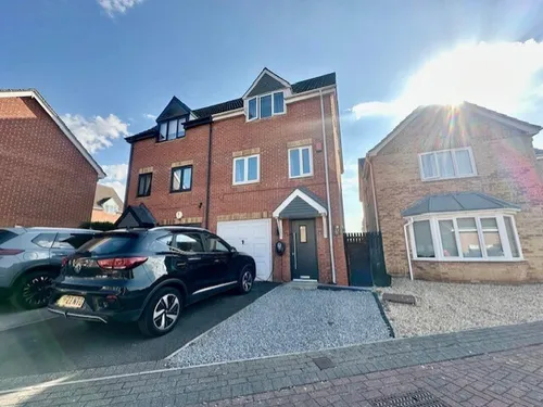 Walstow Crescent, Armthorpe, DONCASTERphoto