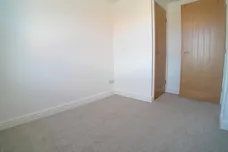 Curlew Way, SLEAFORD
