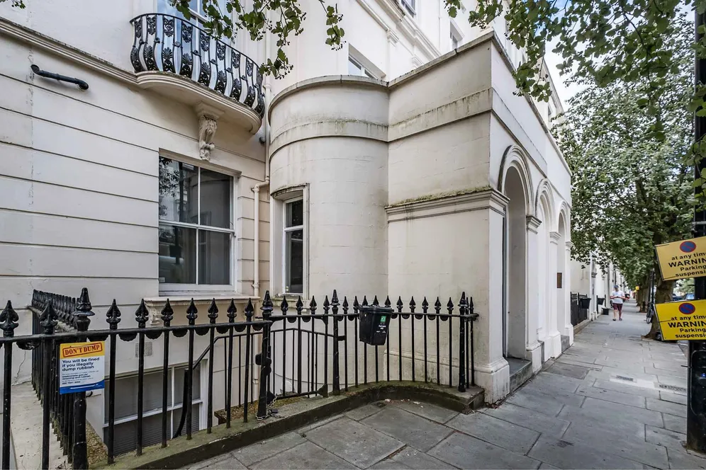 Porchester Square, London, W2 photo 11