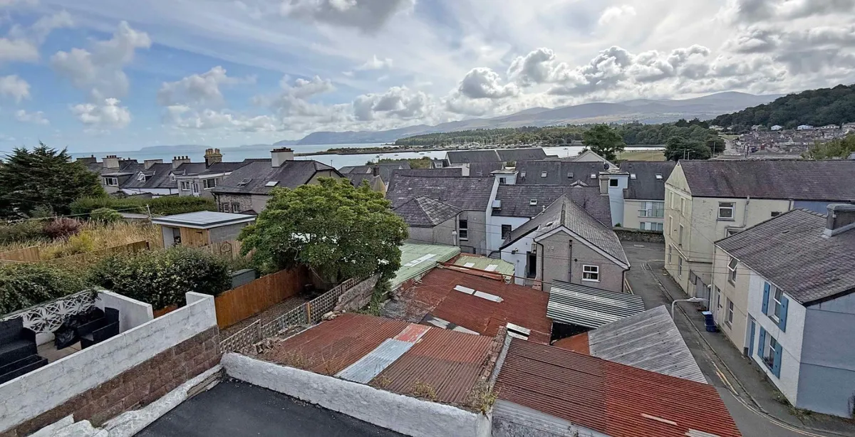 Garth Hill, Bangor, Gwynedd, LL57