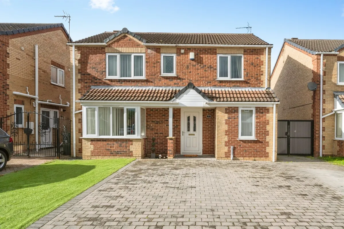 Kingsmede, Moorends, DONCASTER
