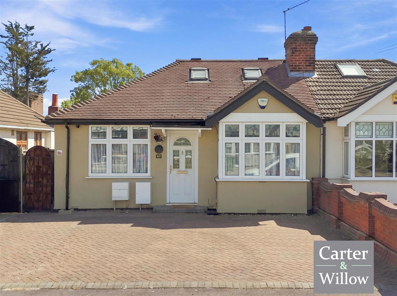 Mayswood Gardens, Essex Image 1