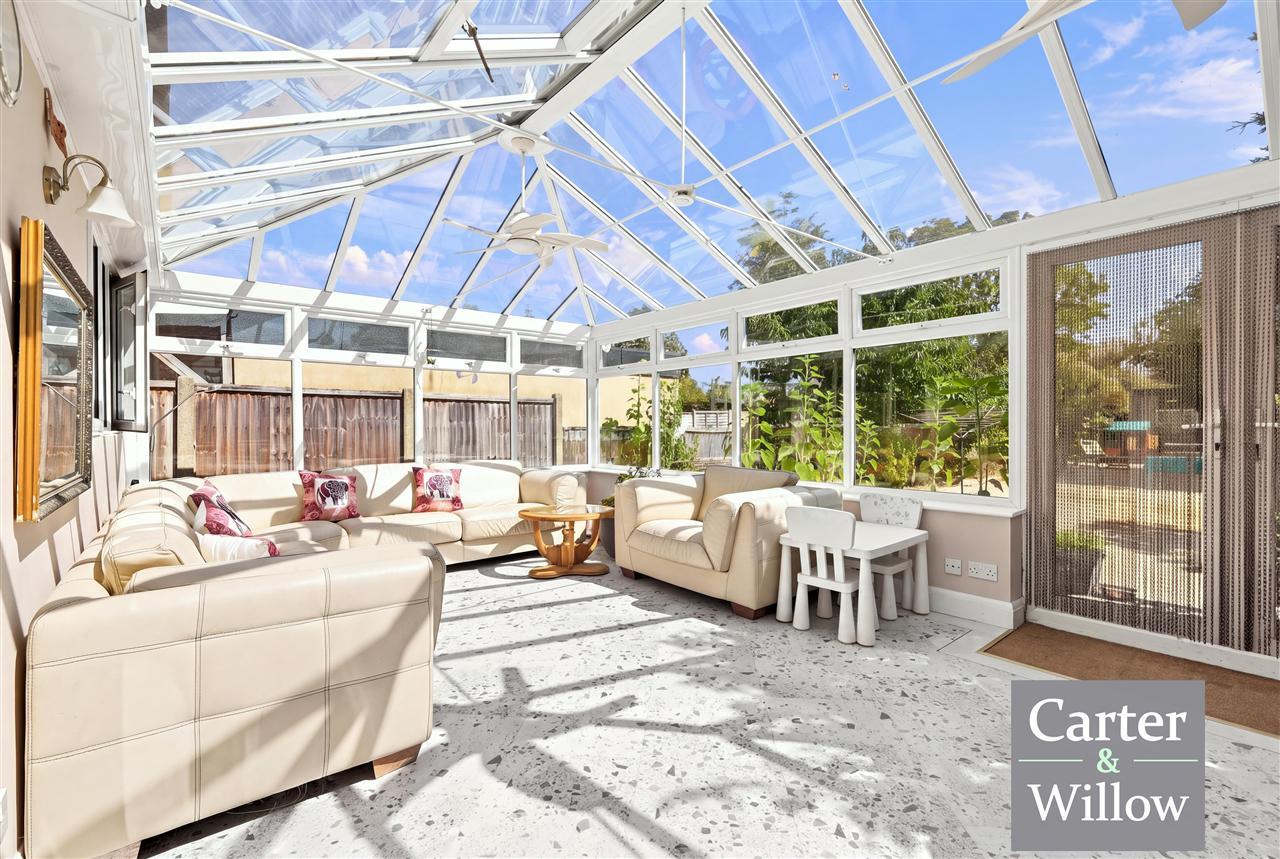 Mayswood Gardens, Essex Image 10