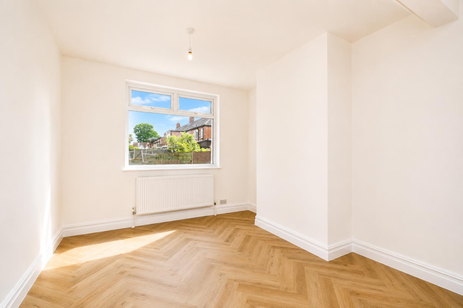 Bernadette Avenue, Hull Image 7