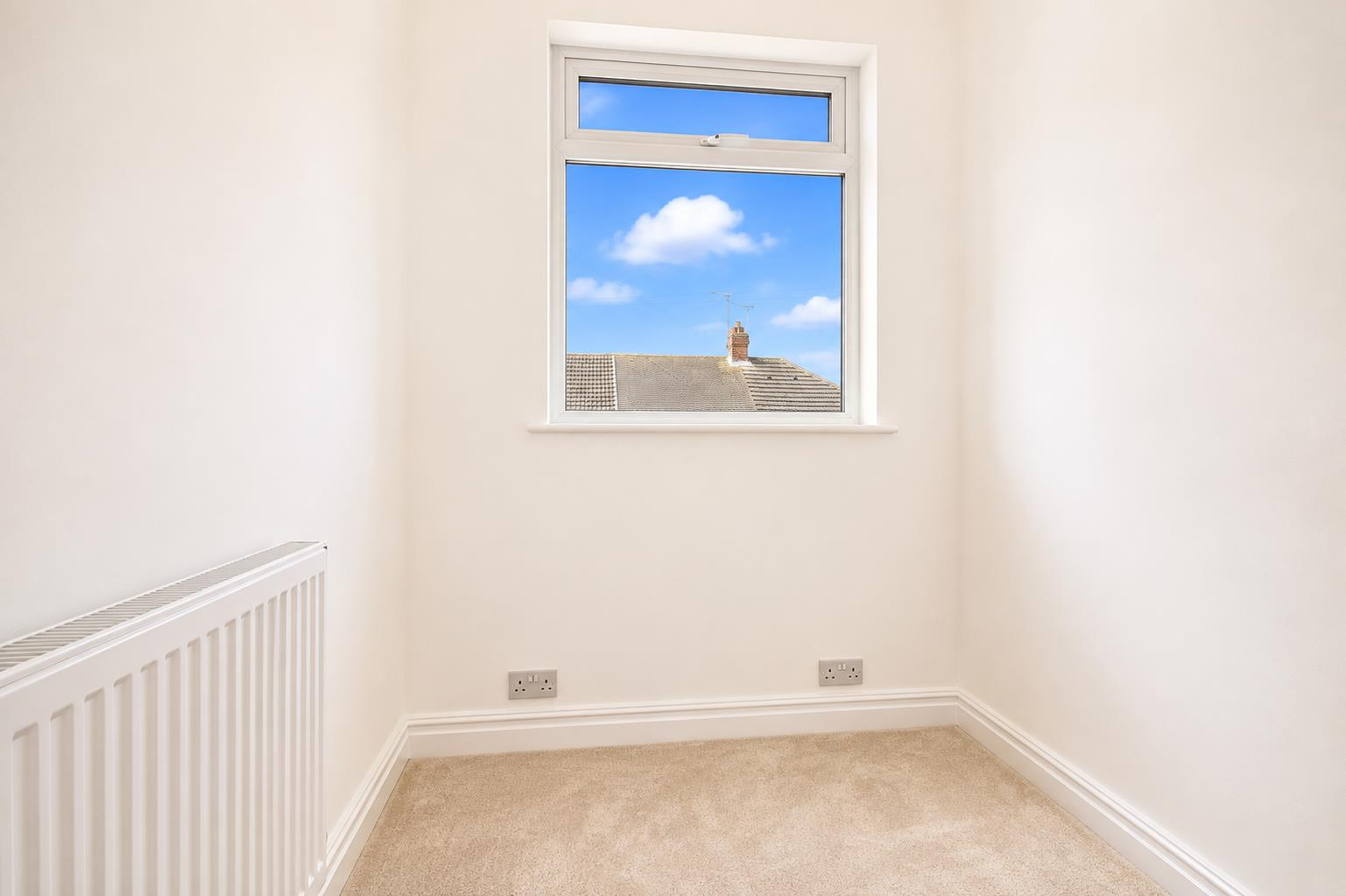 Bernadette Avenue, Hull Image 12