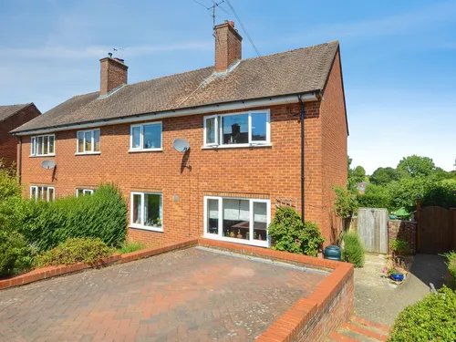 Chessbury Road, Cheshamphoto