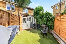 Lessness Road, Morden