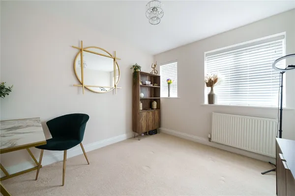 Kensington Gate, Great Billing Village, NN3 photo 9