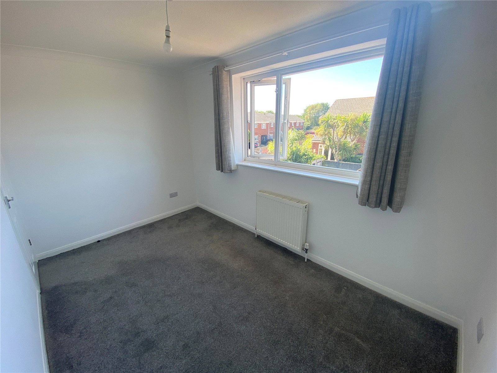 Lara Close, Throop, Bournemouth, Dorset, BH8 Image 14