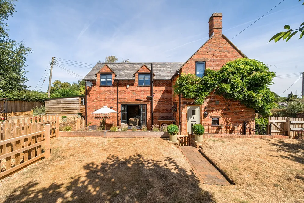 Shutford Road, Balscote, OX15 photo 7