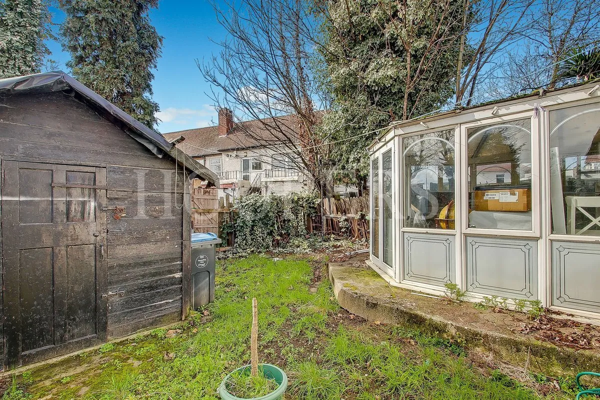 Lansdowne Grove, London, NW10