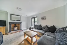 Little Windmill Hill, Chipperfield, WD4 photo 5